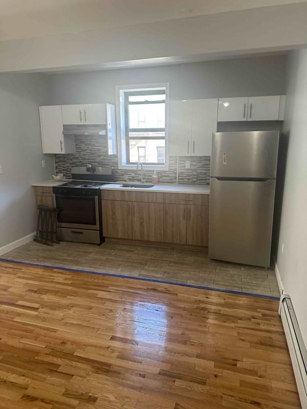4020 Harper Ave - Photo 3 of 3