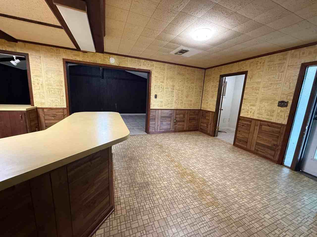 114 Brockton Dr - Photo 5 of 16