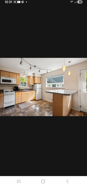 1410 1/2 E Ash Ave - Photo 2 of 6