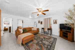 featured image of 10237 S Avenida Compadres