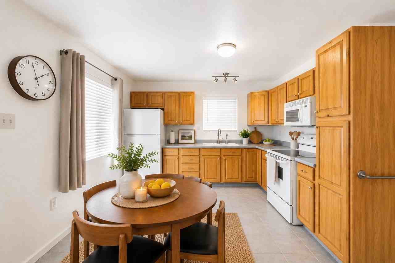 10237 S Avenida Compadres - Photo 3 of 14