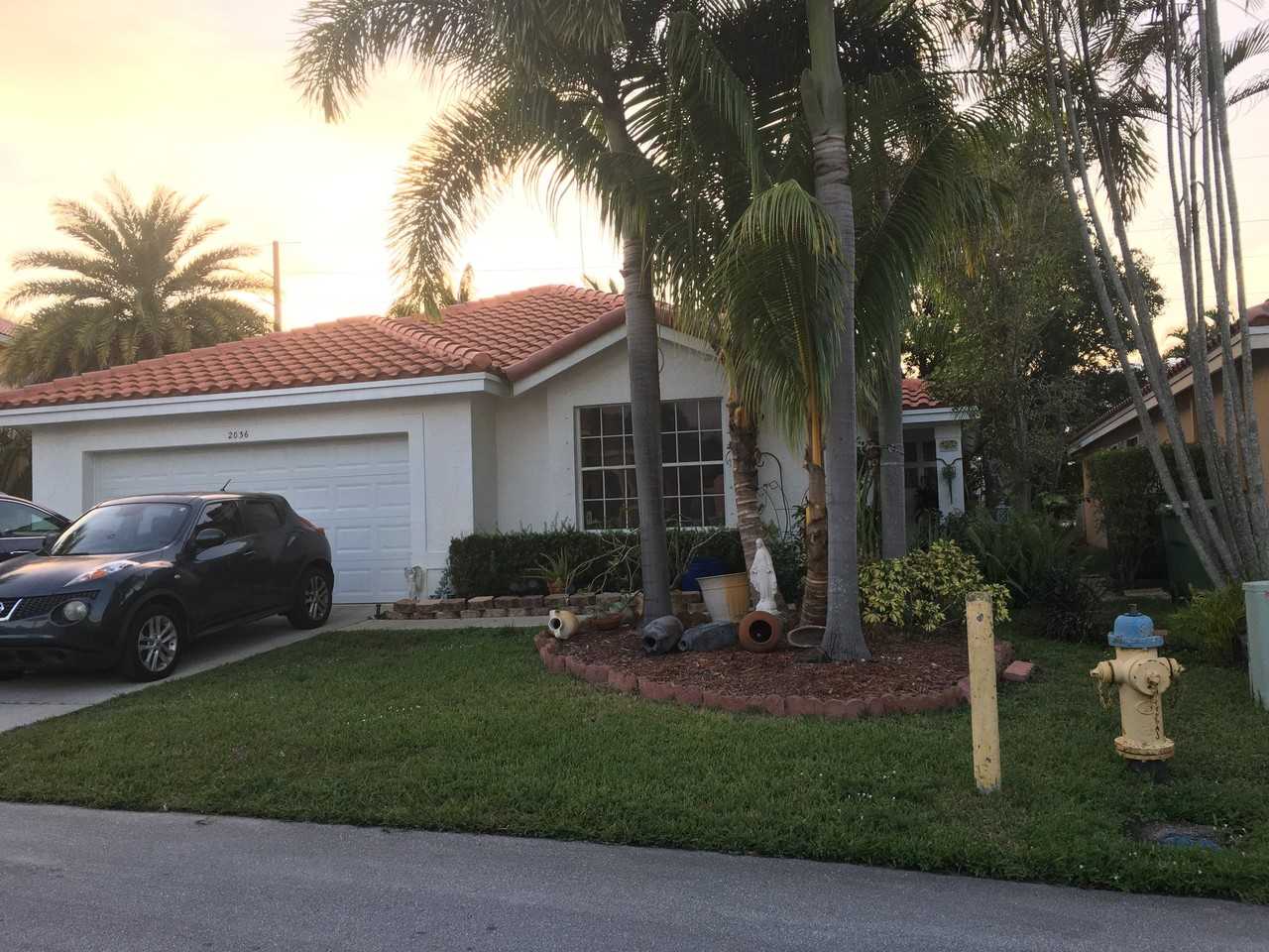 2036 Nw 183rd Cir #1 - Photo 3 of 16