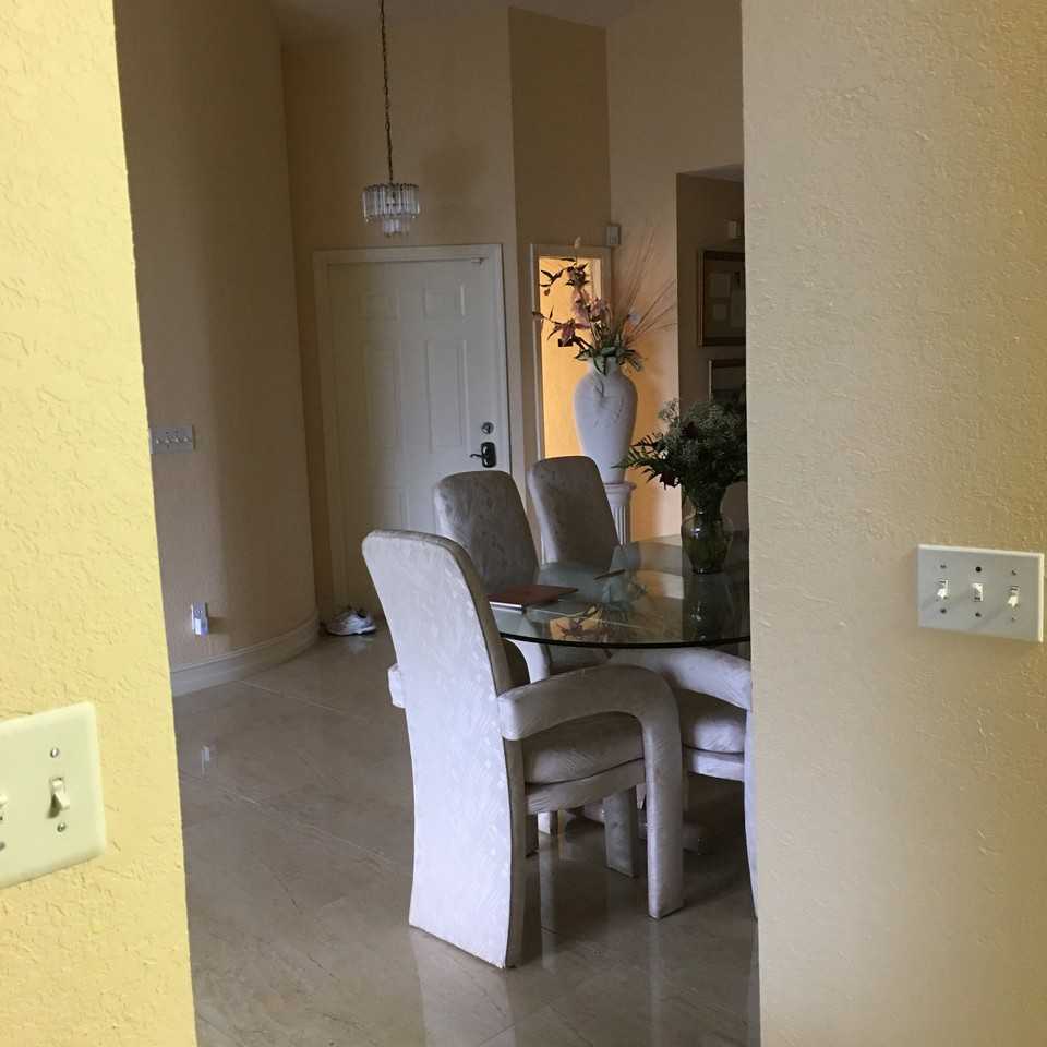 2036 Nw 183rd Cir #1 - Photo 5 of 16
