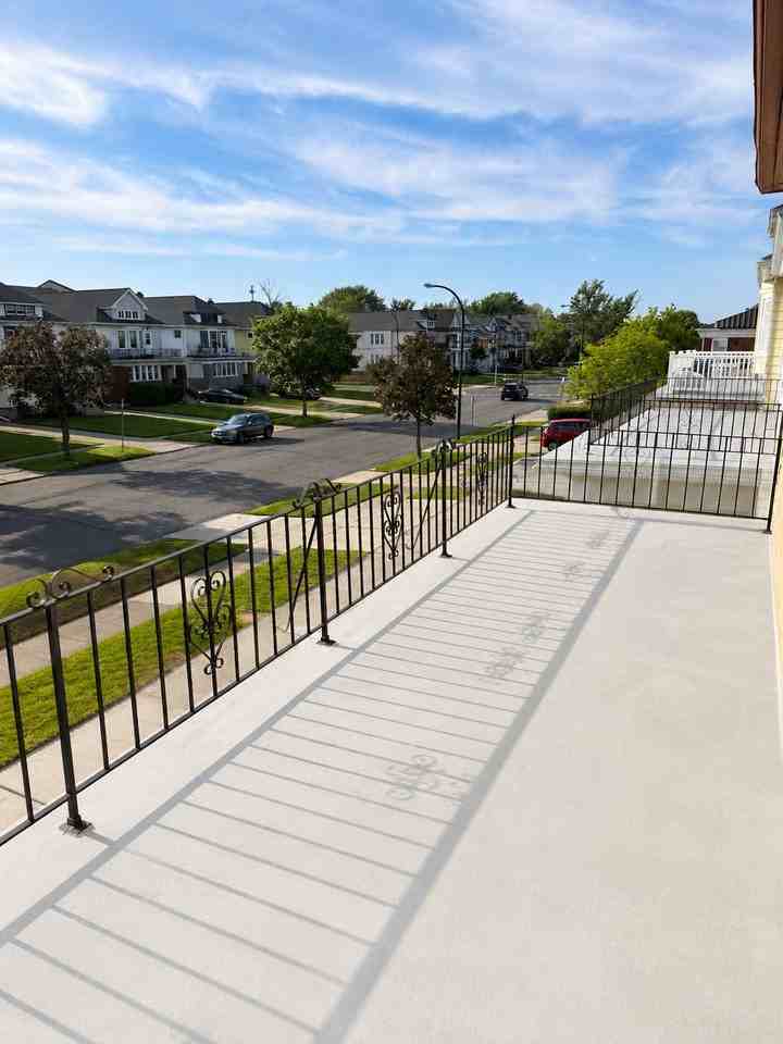 359 Colvin Ave - Photo 5 of 18
