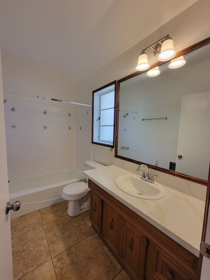 7264 Allott Ave #7264A - Photo 7 of 16