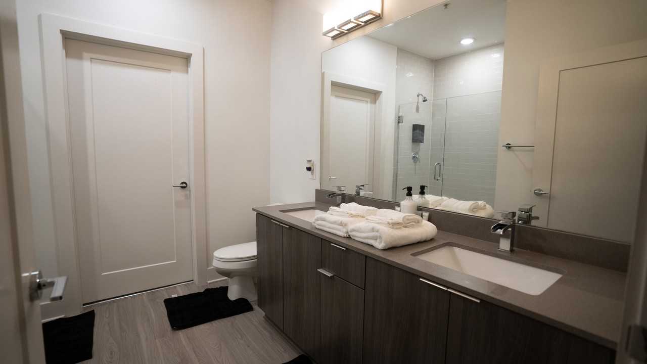 1888 Emery St Nw - Photo 3 of 14