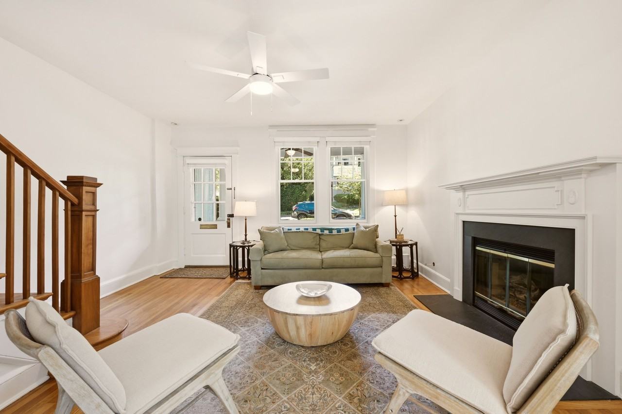 5168 Fulton St Nw - Photo 3 of 20