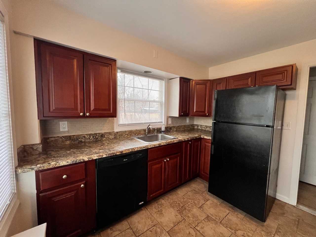 2470 Western Ave #1 - Photo 7 of 8