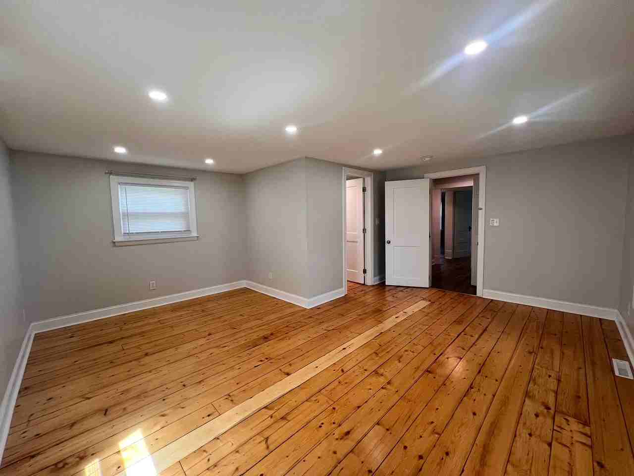 60 Kallen Ave - Photo 6 of 13