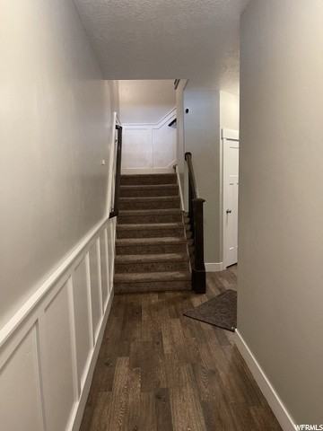 982 E St - Photo 4 of 31
