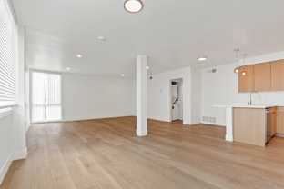 401 Washington - Photo 1 of 1