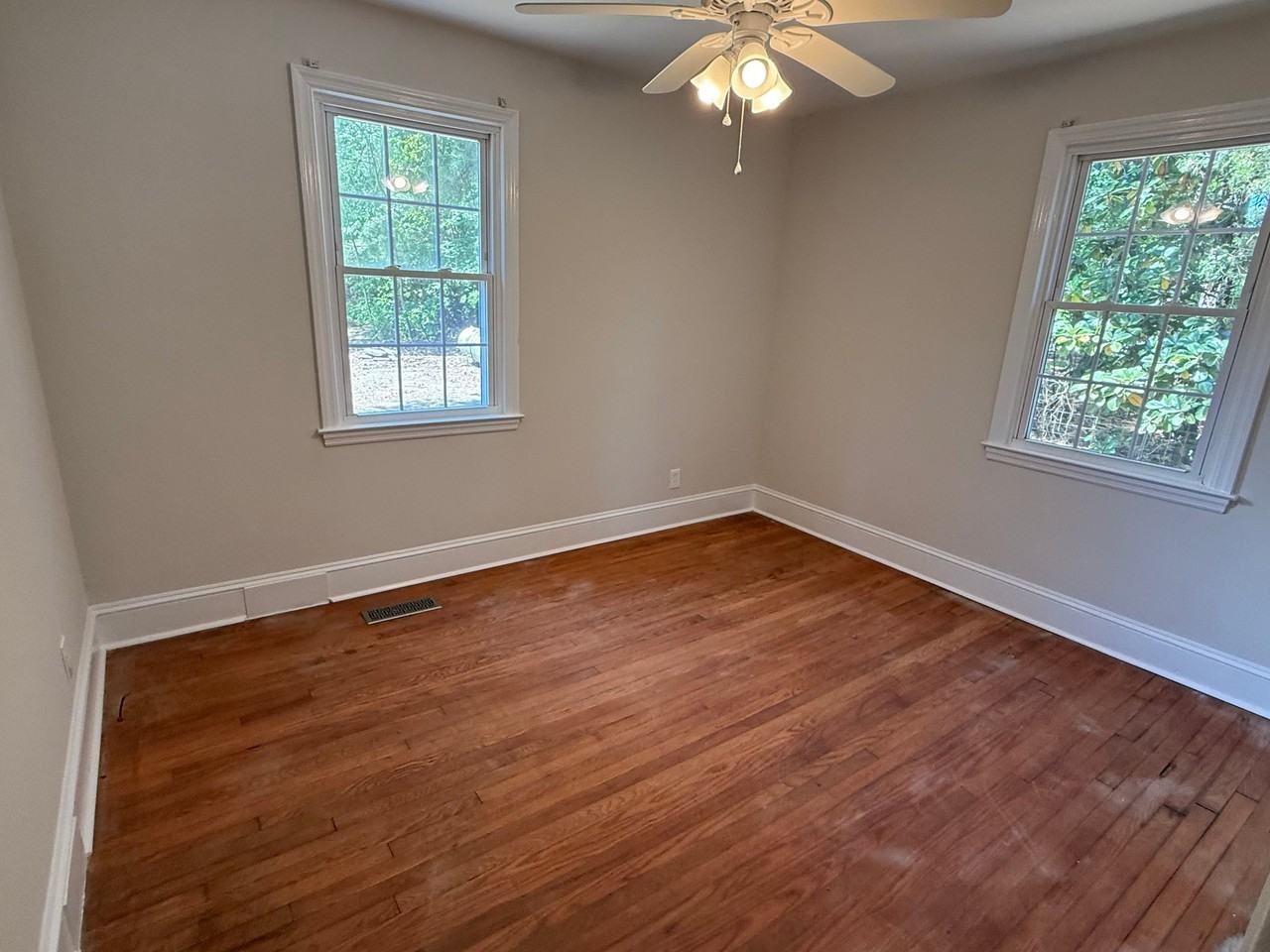 82 Morgan Rd - Photo 5 of 16