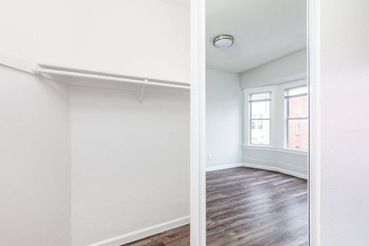 839 Leavenworth - Photo 6 of 24