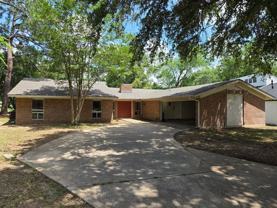2702 Apple Creek Cir - Photo 1 of 1