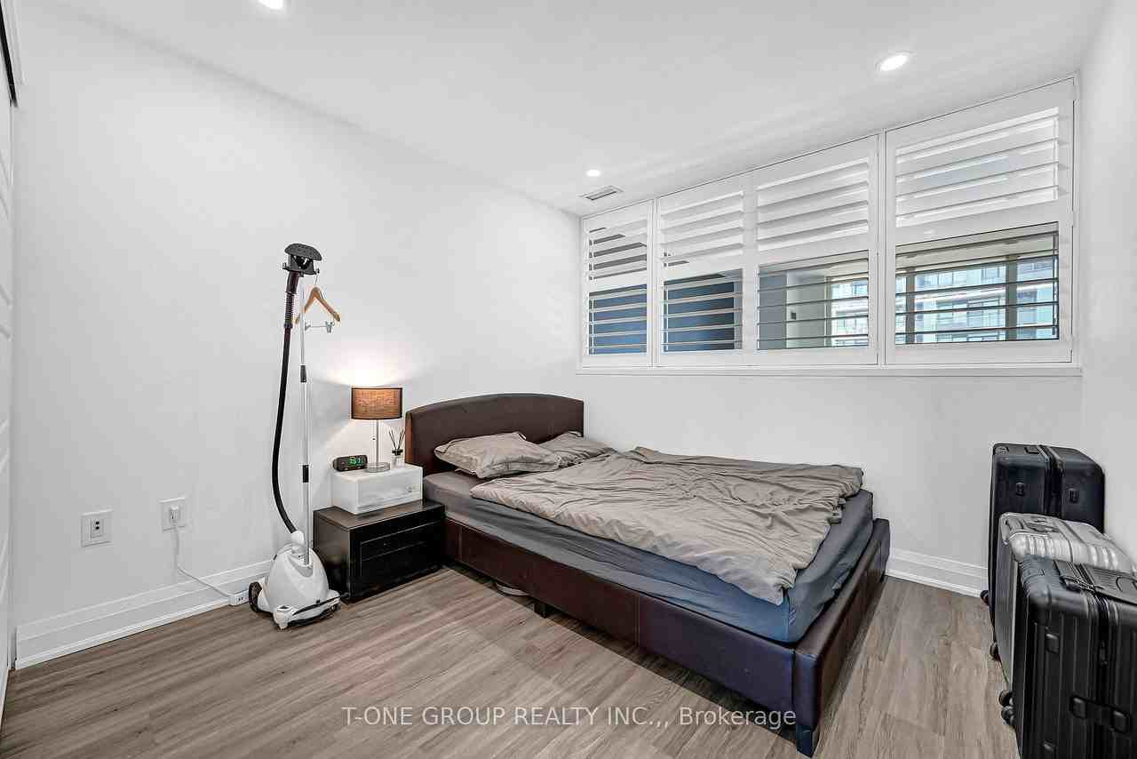 8 Telegram Mews - Photo 20