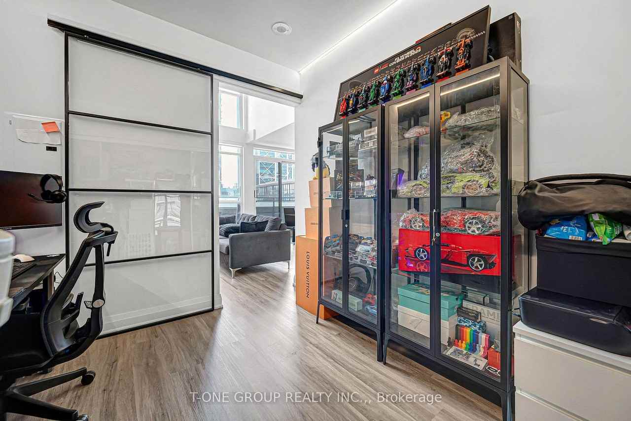 8 Telegram Mews - Photo 23