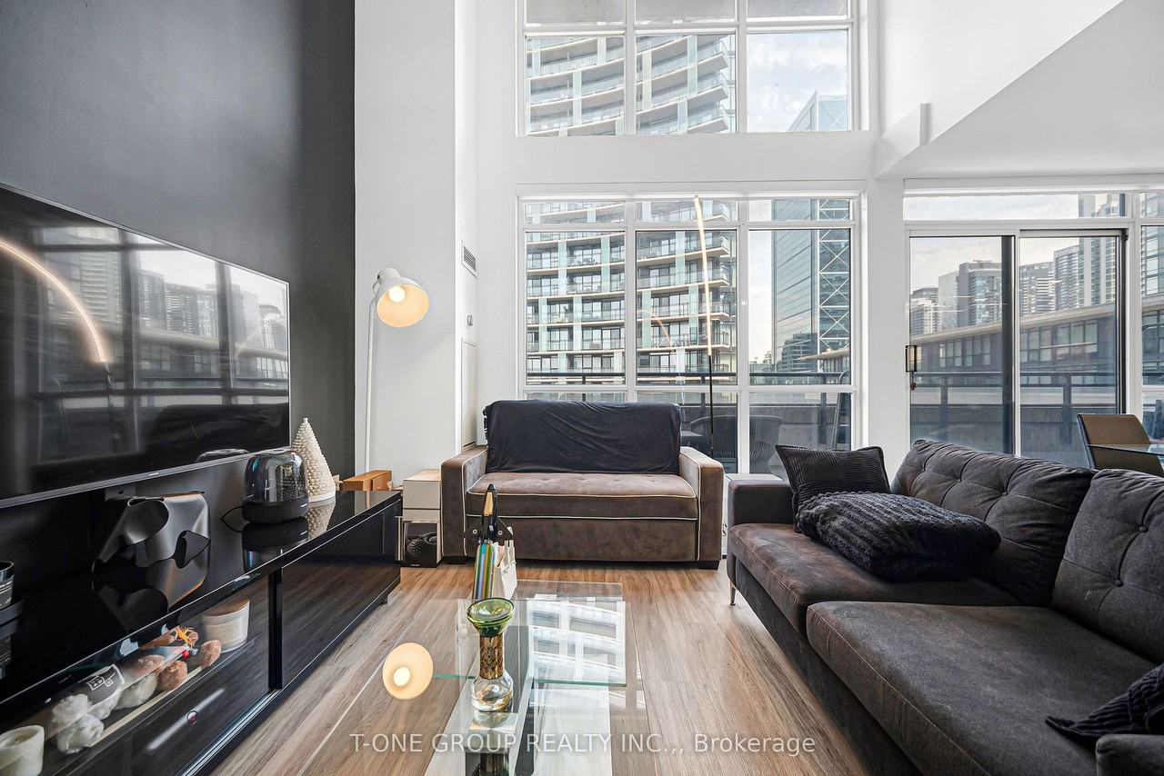 8 Telegram Mews - Photo 4