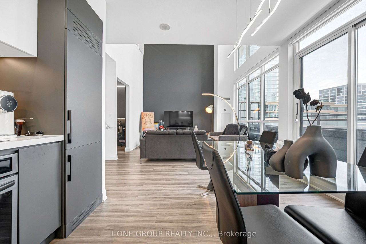 8 Telegram Mews - Photo 5