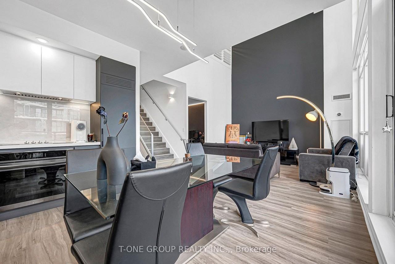 8 Telegram Mews - Photo 8