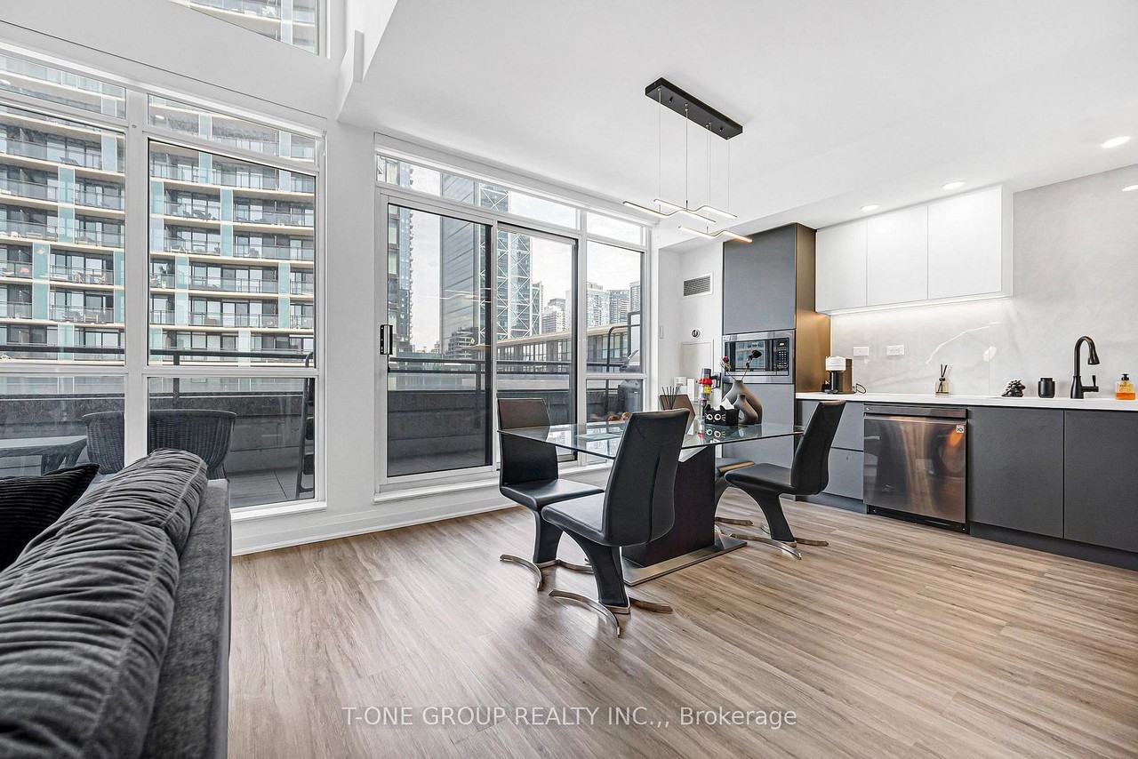 8 Telegram Mews - Photo 9