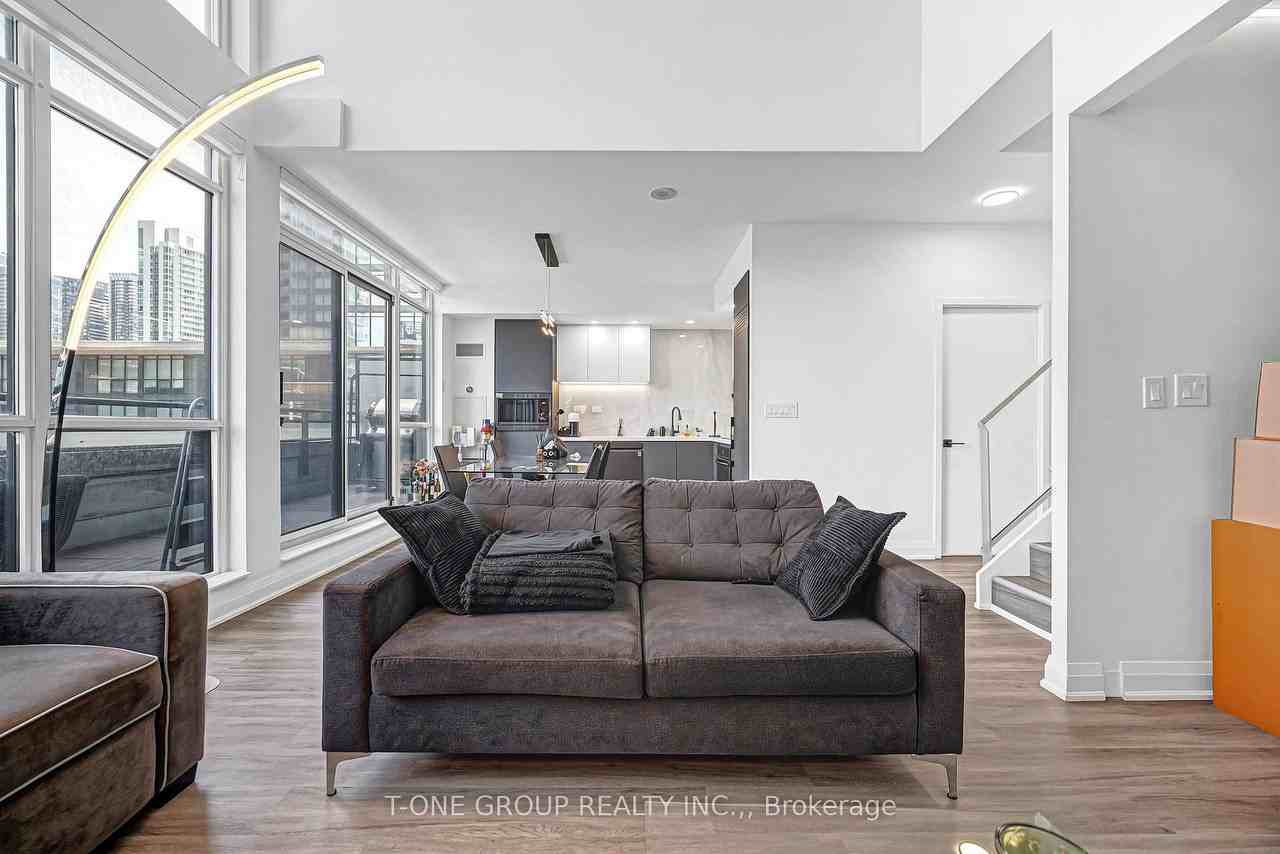 8 Telegram Mews - Photo 11