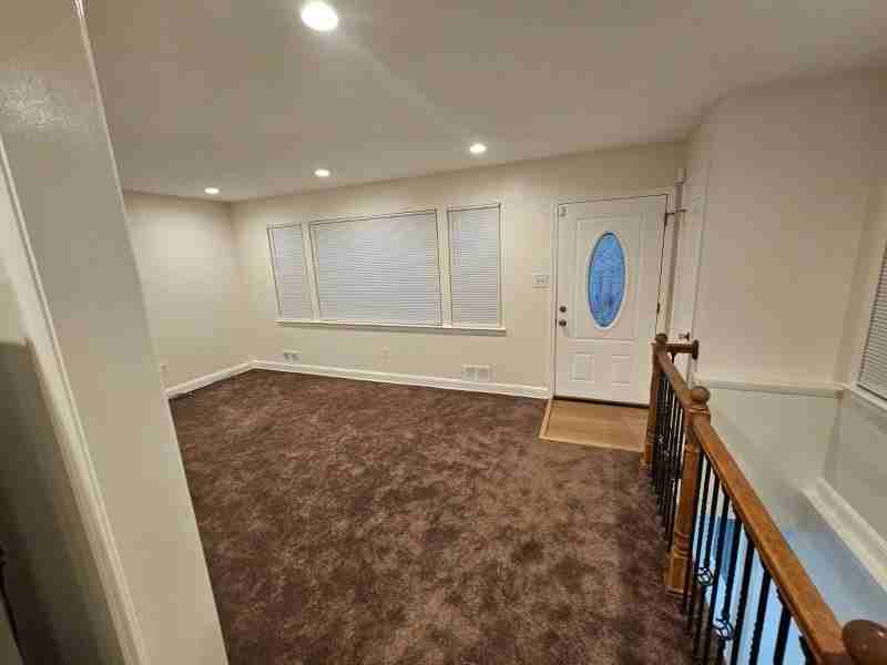 2305 Oxon Run Dr - Photo 5 of 10