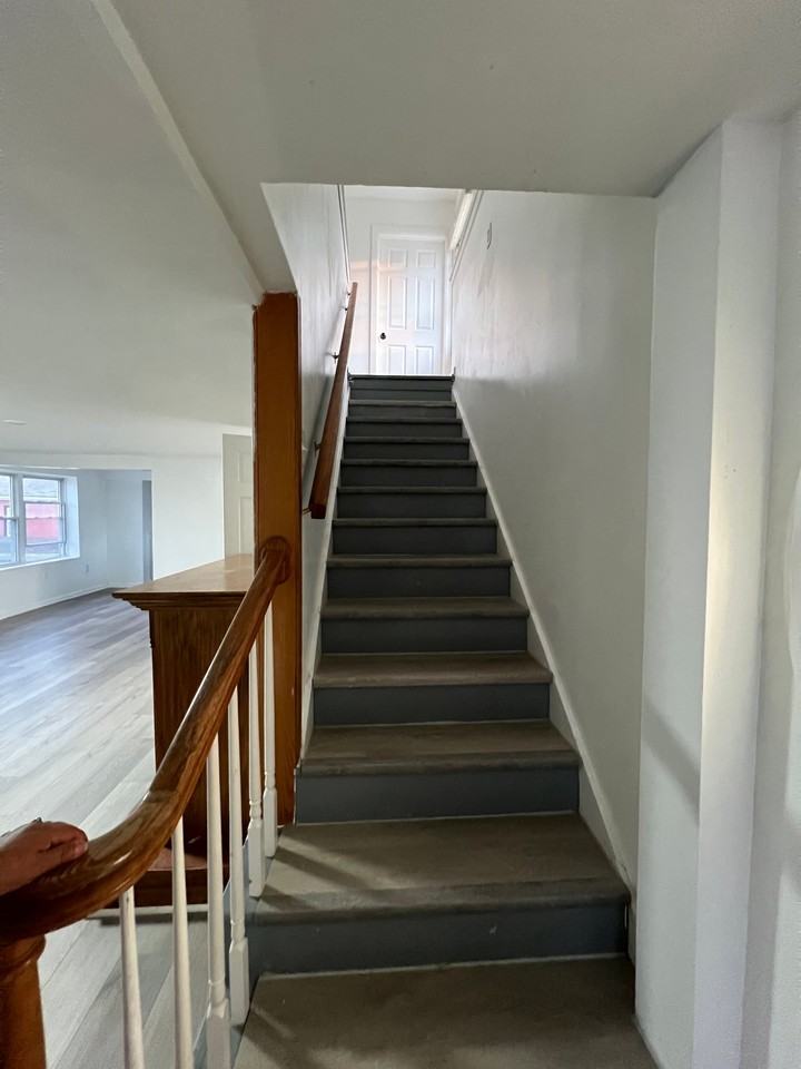 162 Lincoln St #2 - Photo 6 of 11