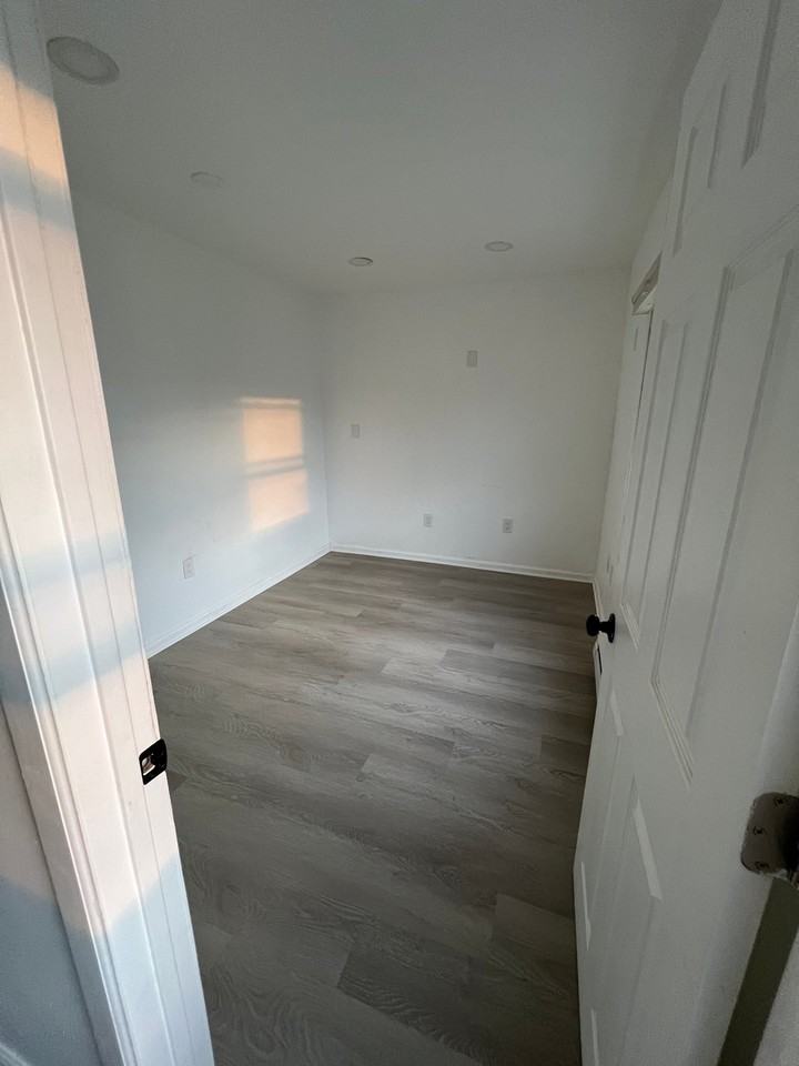 162 Lincoln St #2 - Photo 7 of 11