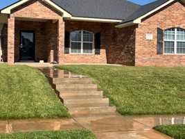 featured image of 8505 Vail Dr