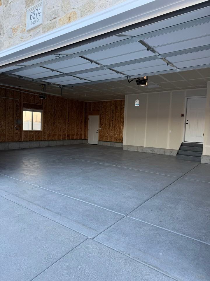 6274 Hugo Dr - Photo 3 of 20