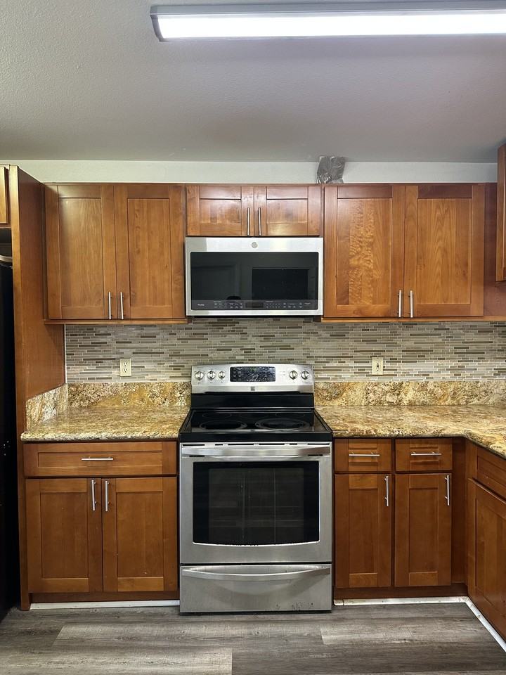 33 Waiaka Ln #104 - Photo 2 of 13