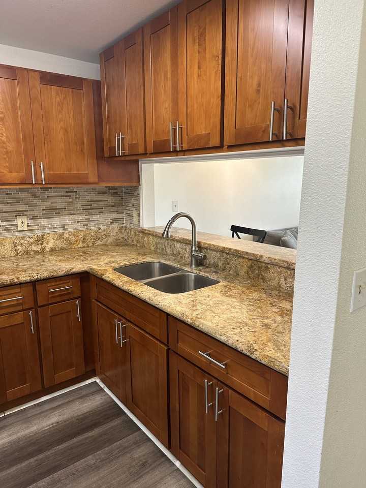 33 Waiaka Ln #104 - Photo 3 of 13
