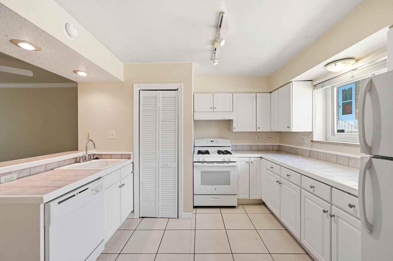 2356 S Race St - Photo 4 of 18