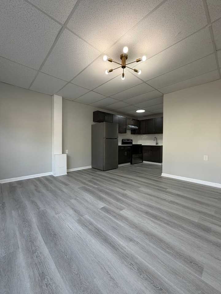 249 Orange Pl #41B - Photo 3 of 7