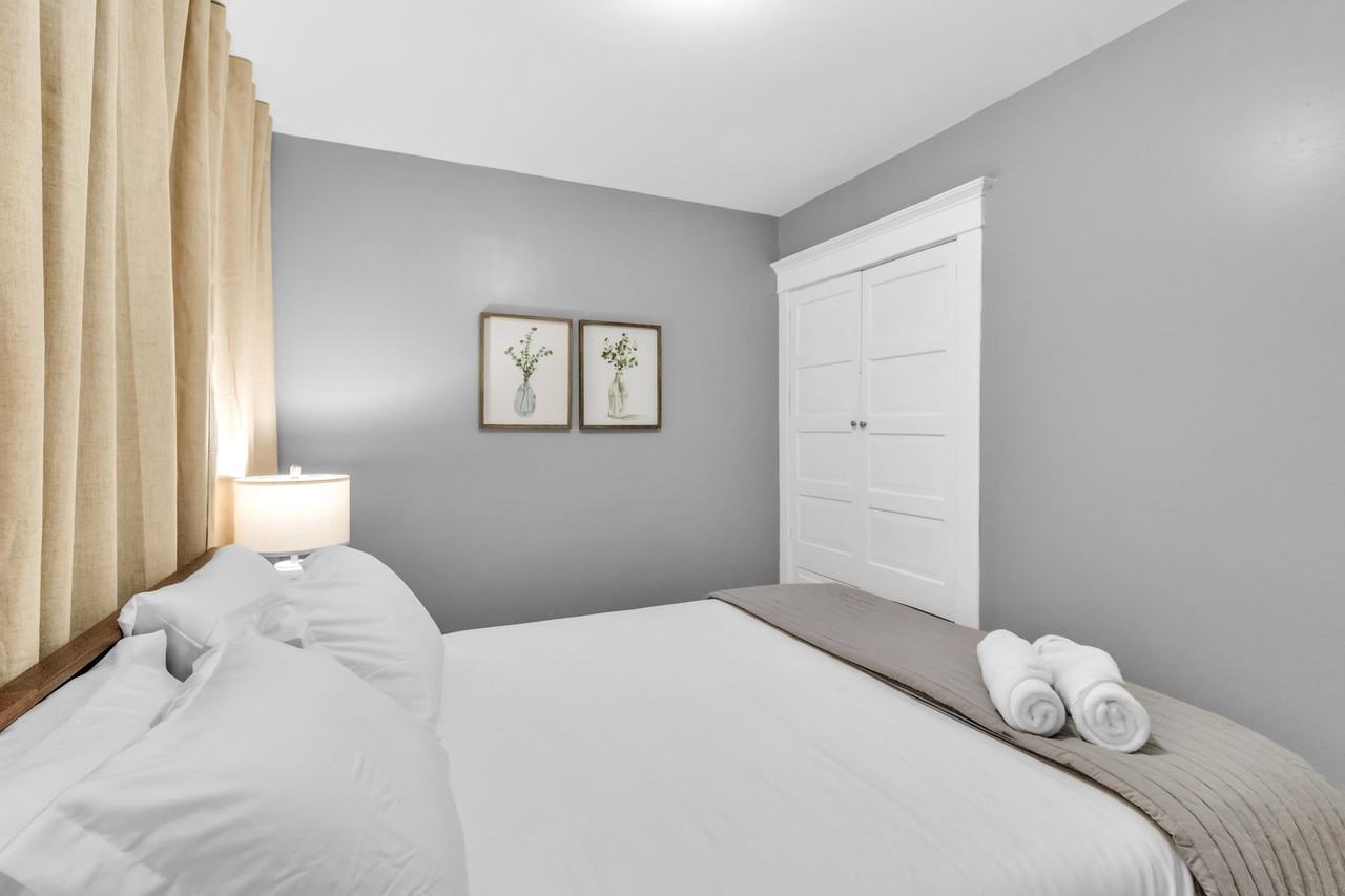 23 Norwalk Ave #2 - Photo 4 of 6