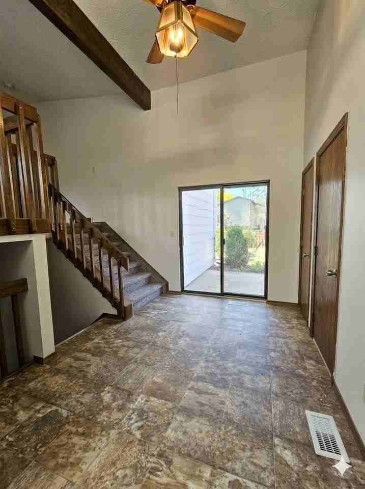 5060 Horseshoe Bend St - Photo 2 of 20