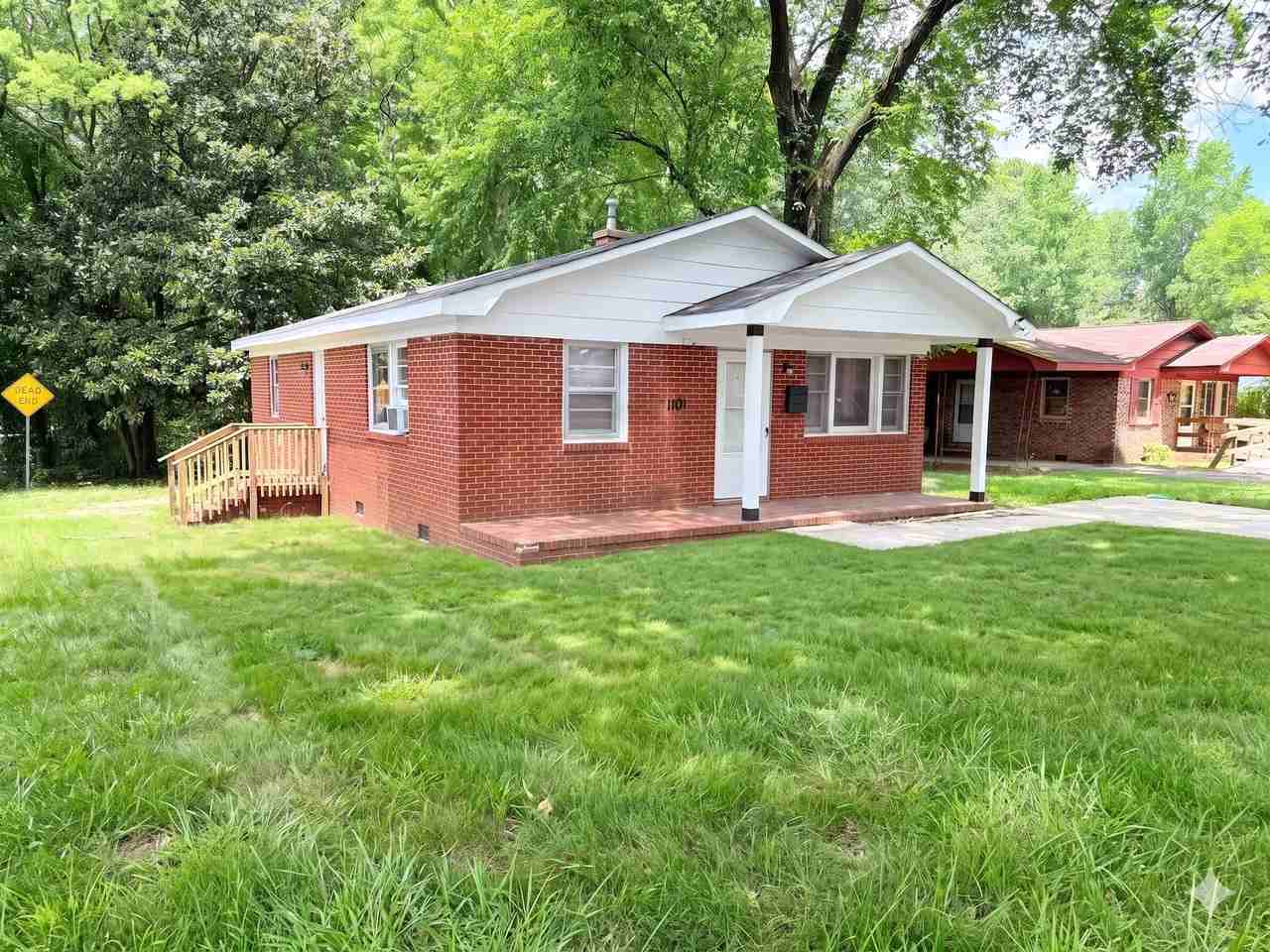 1101 Fontana St - Photo 2 of 18
