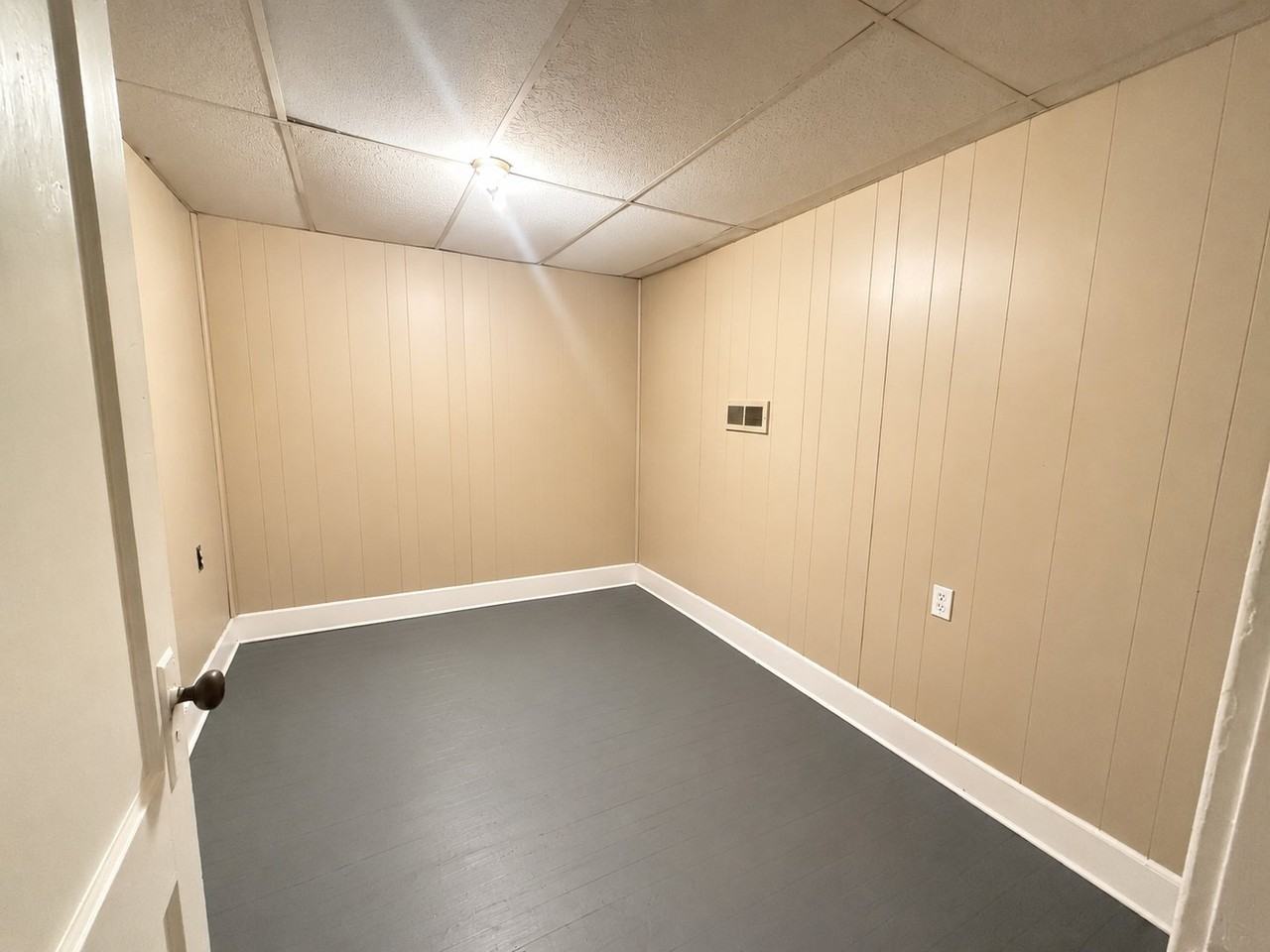 89 Clinton St #1 - Photo 3 of 5