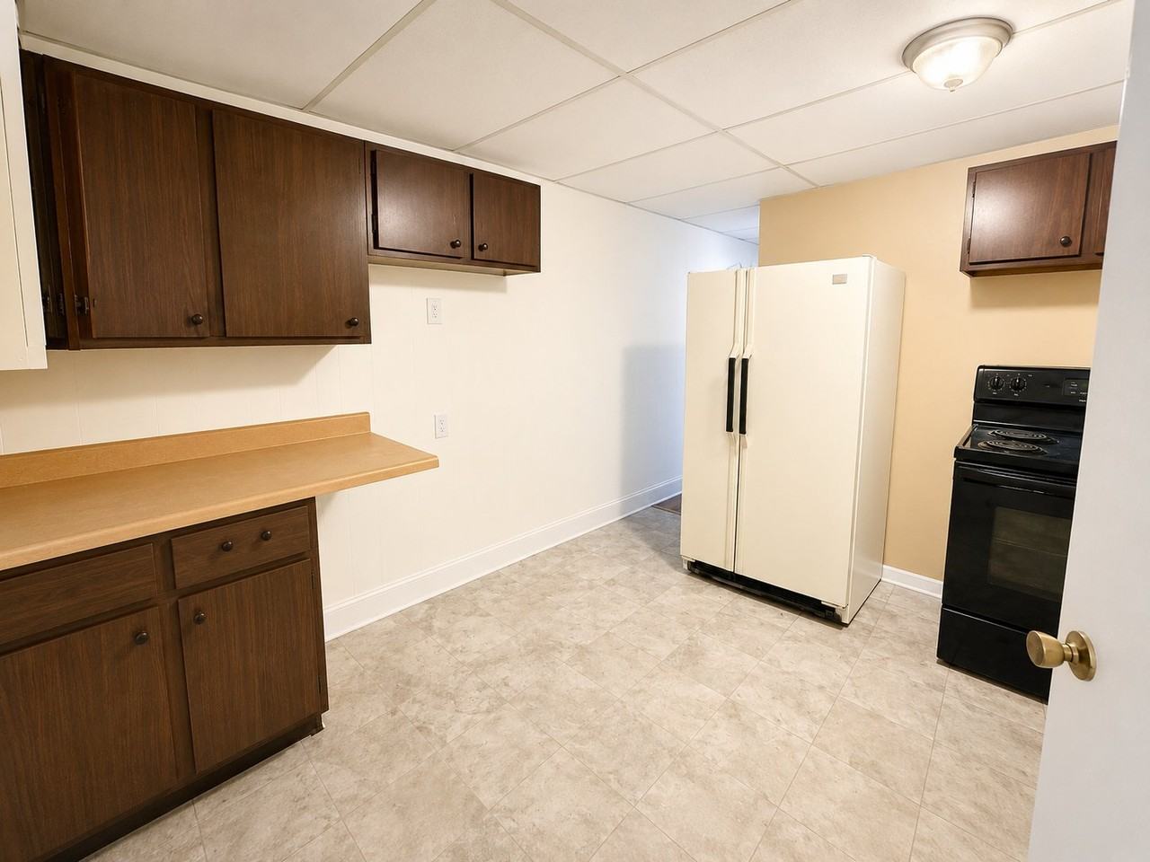 89 Clinton St #1 - Photo 4 of 5
