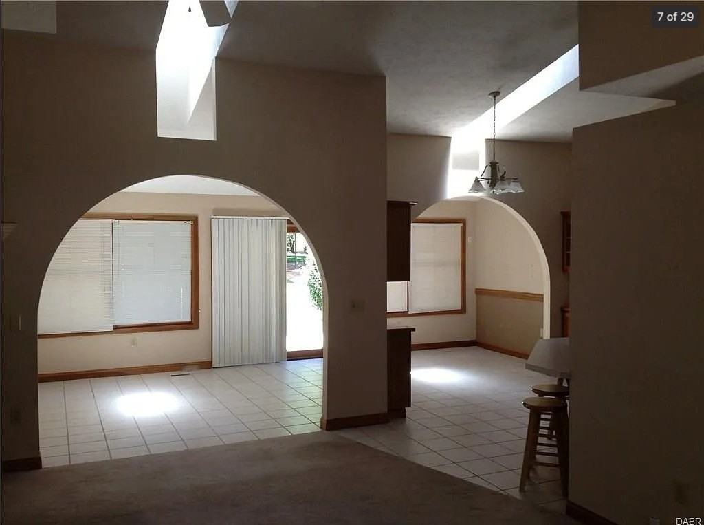 2770 Torrey Pnes - Photo 5 of 17