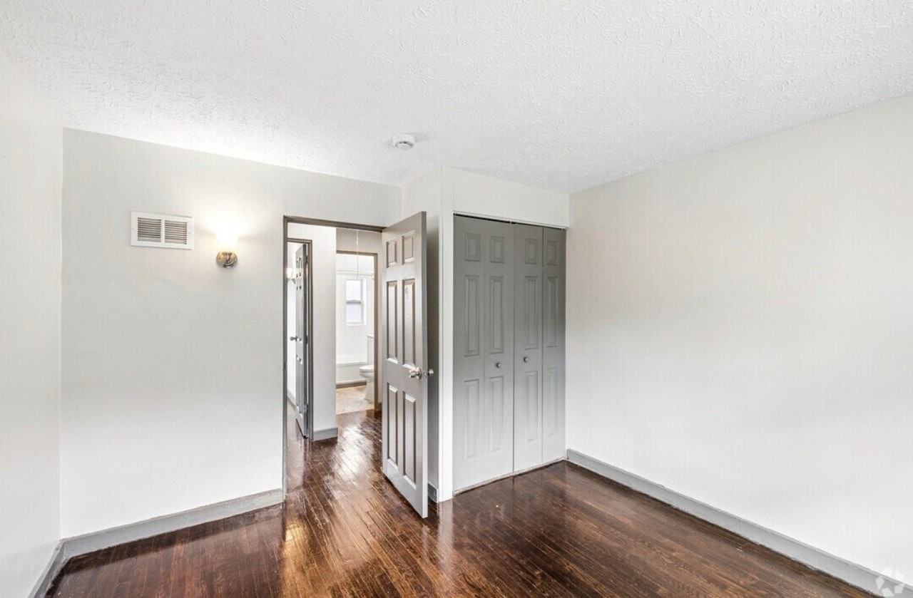 105 Ledgecrest Ave - Photo 7 of 19