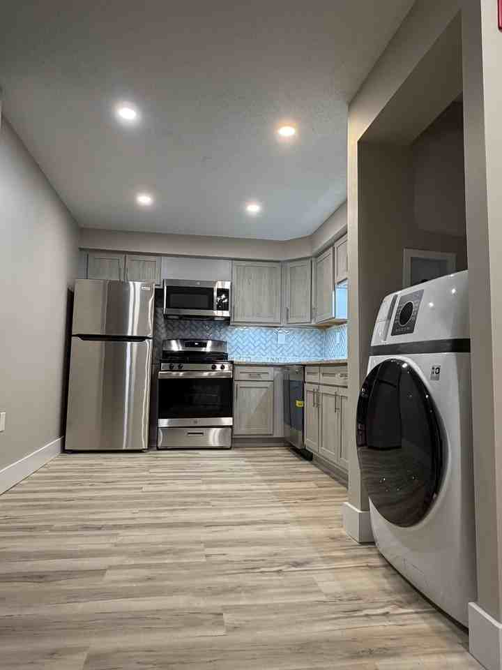 47 Avonwood Rd - Photo 2 of 20