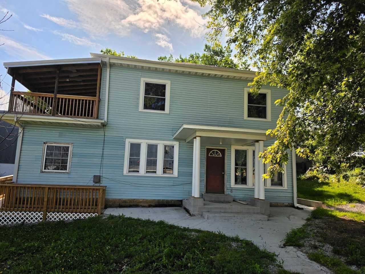 118 S Spring St - Photo 2 of 20