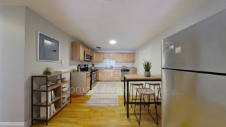226 Babcock St #2G - Photo 1 of 1