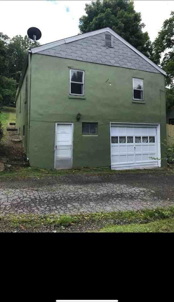 706 1/2 Mason St - Photo 3 of 20