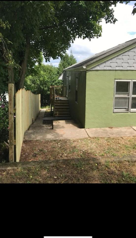 706 1/2 Mason St - Photo 6 of 20
