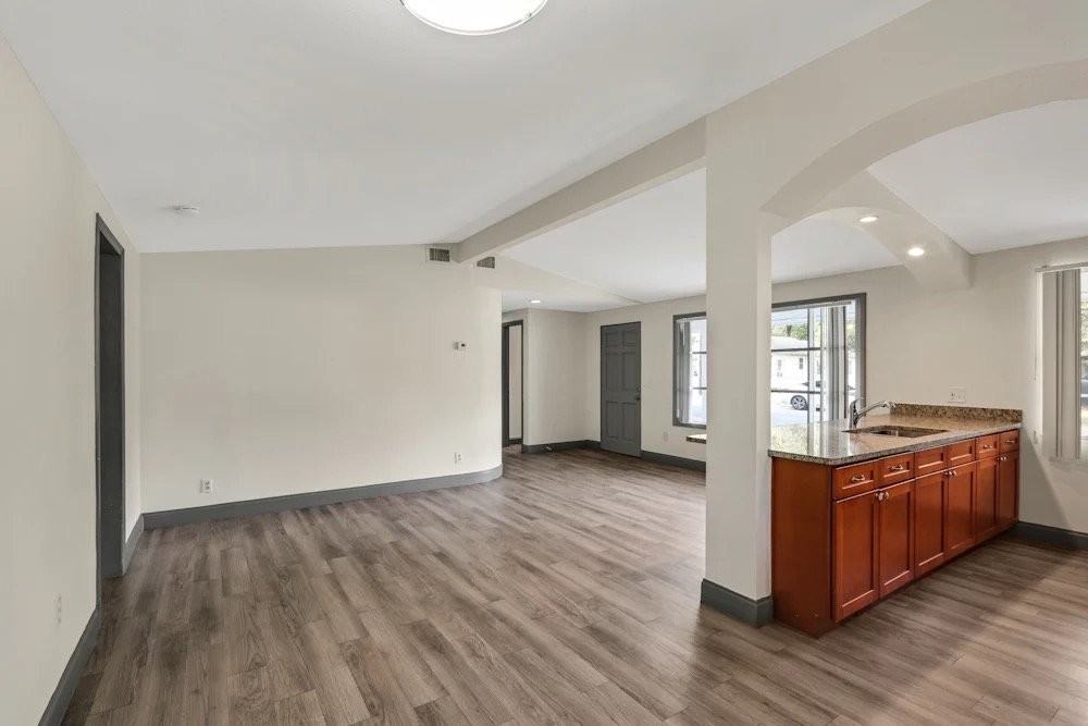 3515 N 35th St - Photo 2 of 6