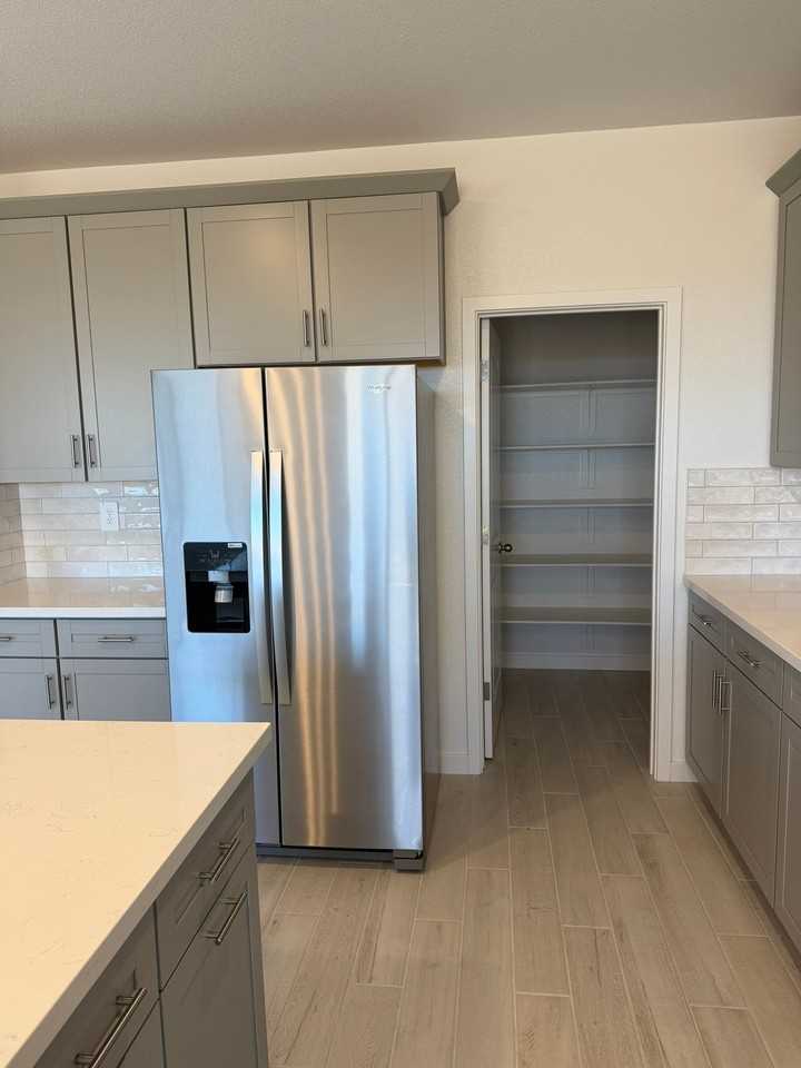 1533 Billorights Ave - Photo 5 of 9