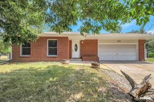 3636 Royal Dr - Photo 1 of 1