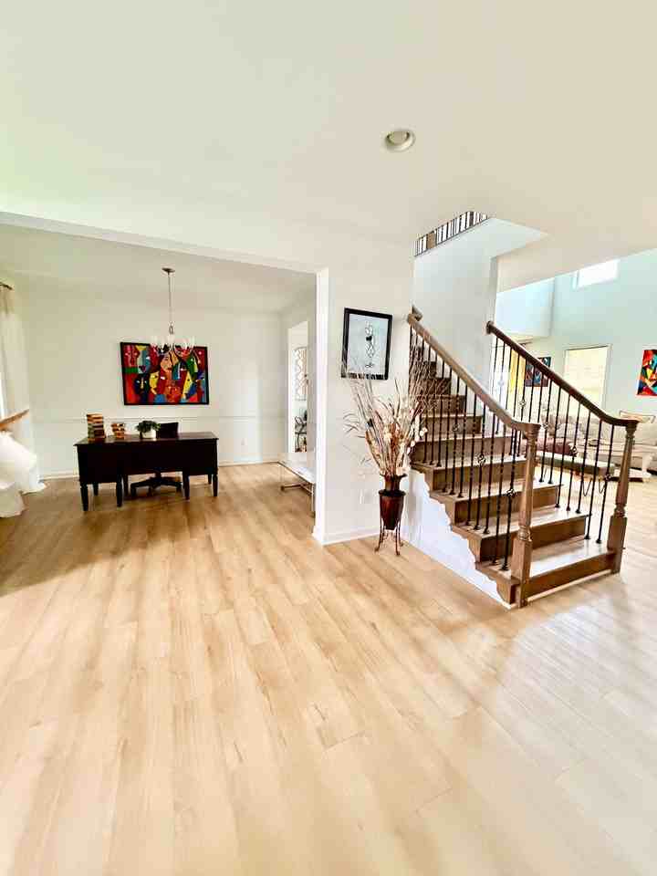 208 Wintergreen Way - Photo 3 of 20